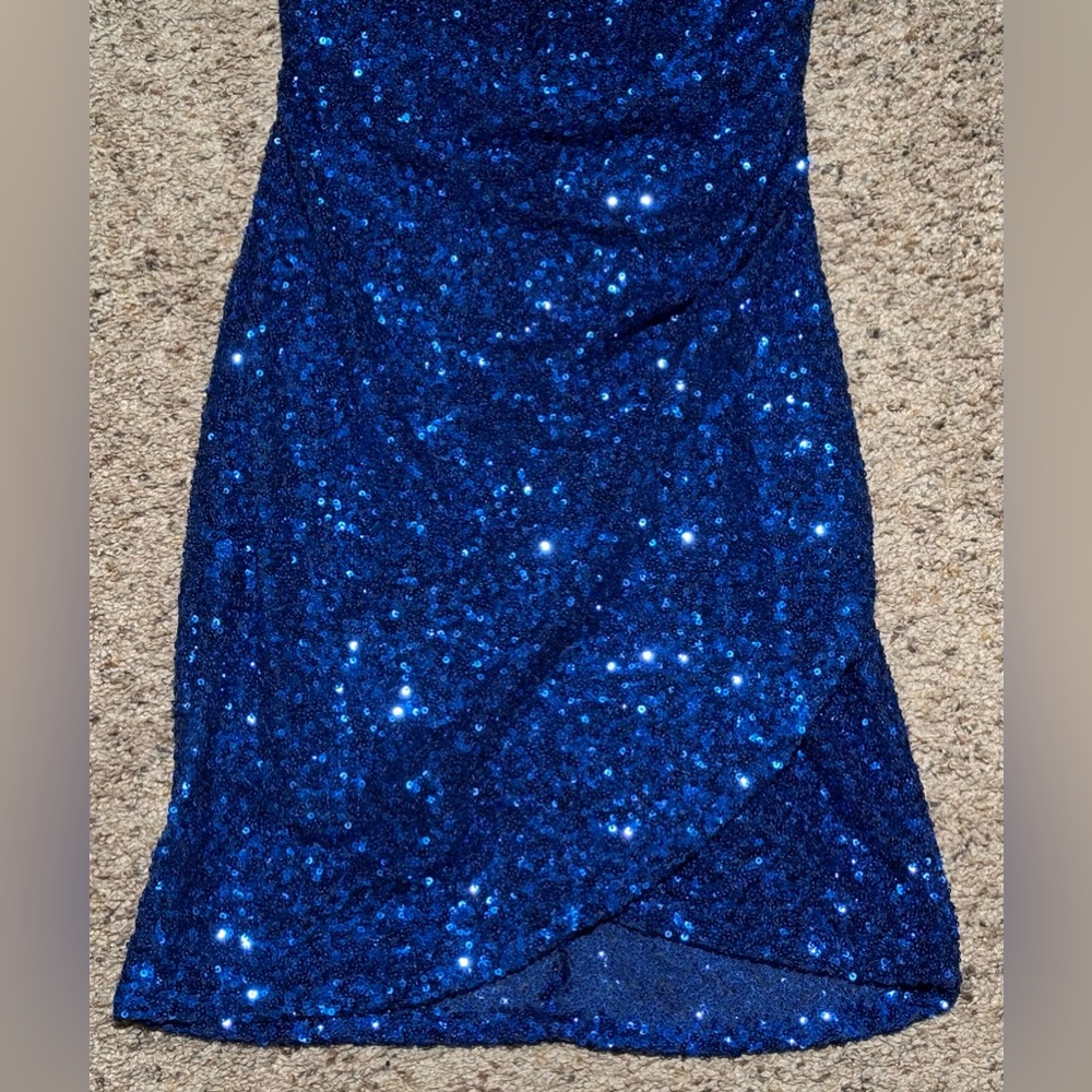 Honey and Rosie | Sequin Royal Blue Homecoming Dress | XS - Picture 4 of 7